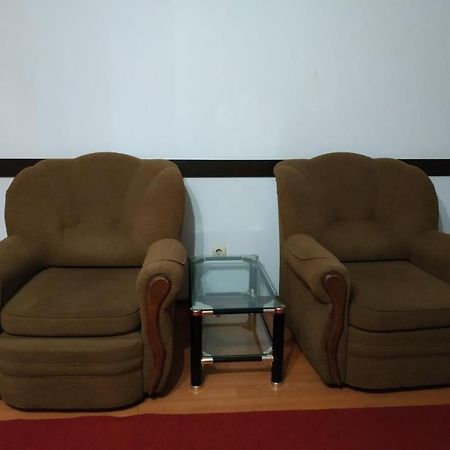Nice Apartment Near Gulliver Киев Экстерьер фото